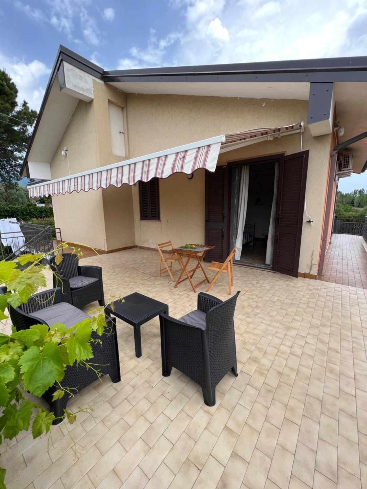 Casa Vacanze "Sautufao" Santa Venerina Buitenkant foto